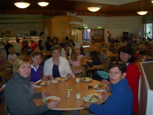 V jídelně školy Nyhem v Katrineholmu